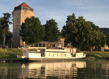 Donaubestattungen mit der Ms Carnuntum